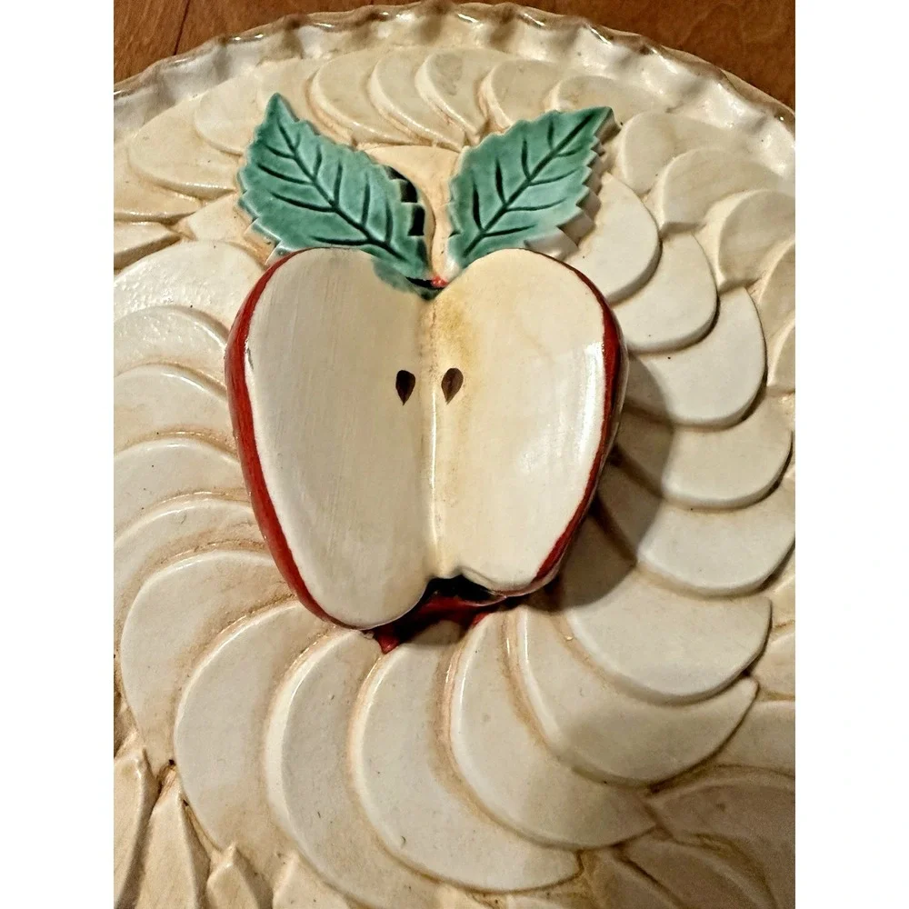 Vintage Ceramic Apple Pie Plate w/ Cover Lid Handed PaintServeware/Bakeware 12x5